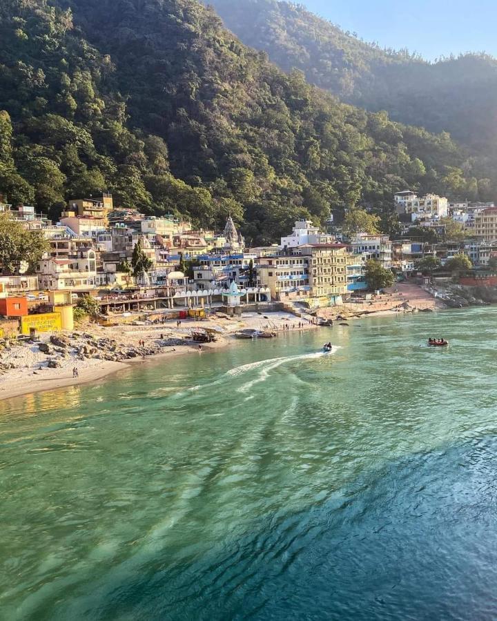 The Royal Galaxy Hotel Rishikesh Exterior photo